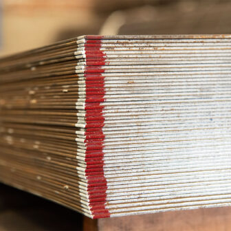 CHAPAS LISAS LAMINADO EN FRÍO/LAMINADO EN CALIENTE NEGRAS